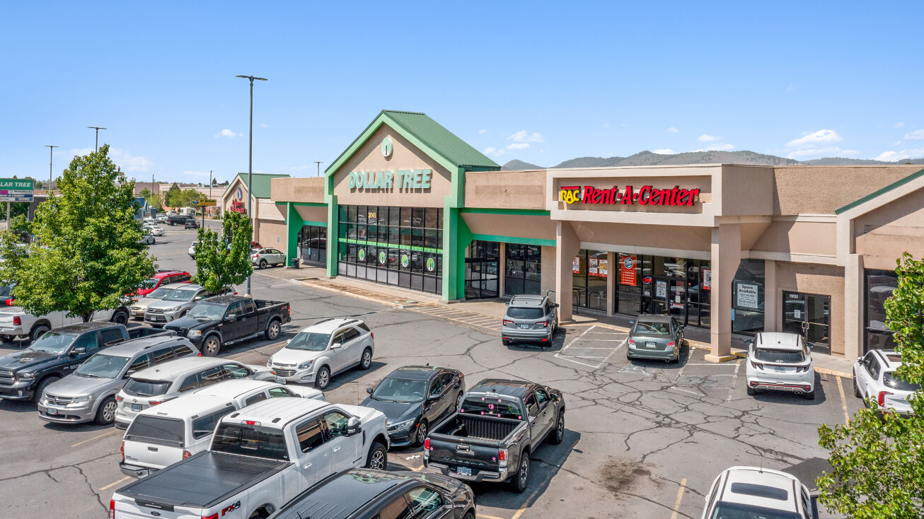 3045 S 6th St, Klamath Falls, OR 97603