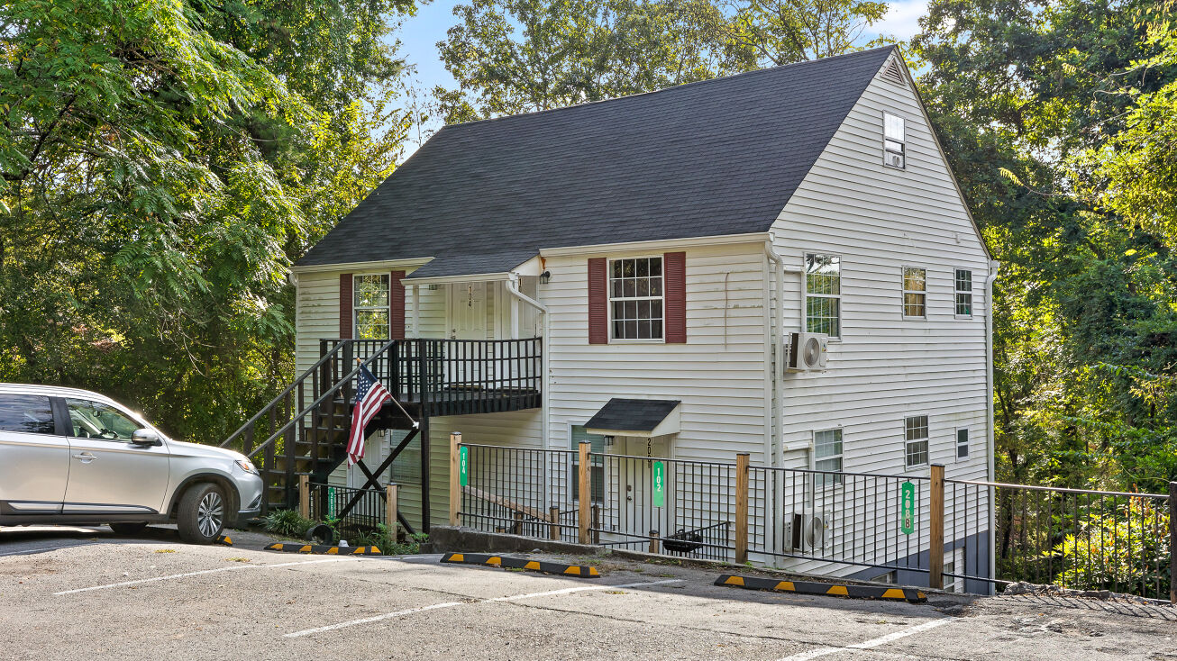 14 Laurel Ln, Chattanooga, TN 37412