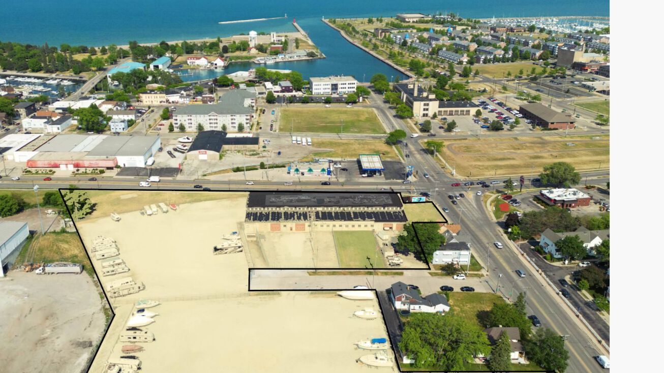 5136 Sheridan Rd, Kenosha, WI 53140