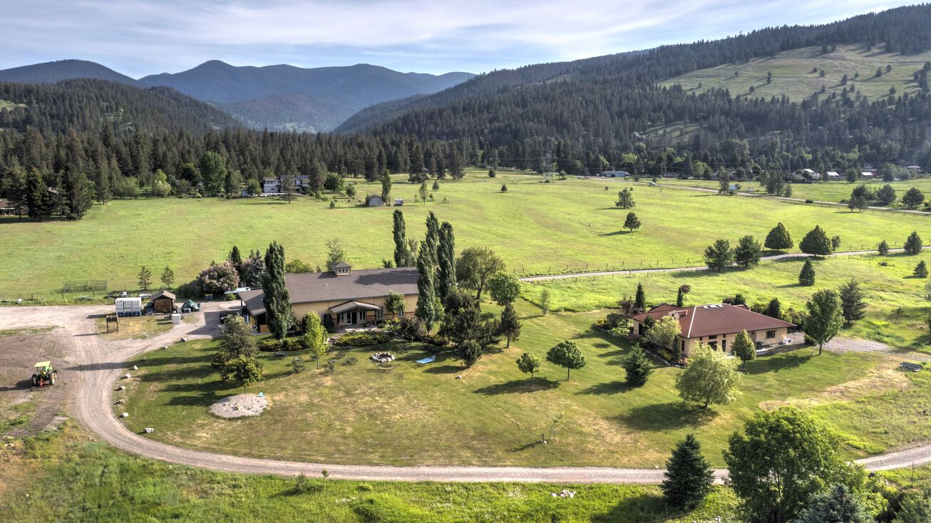 4175 Rattlesnake Dr, Missoula, MT 59802