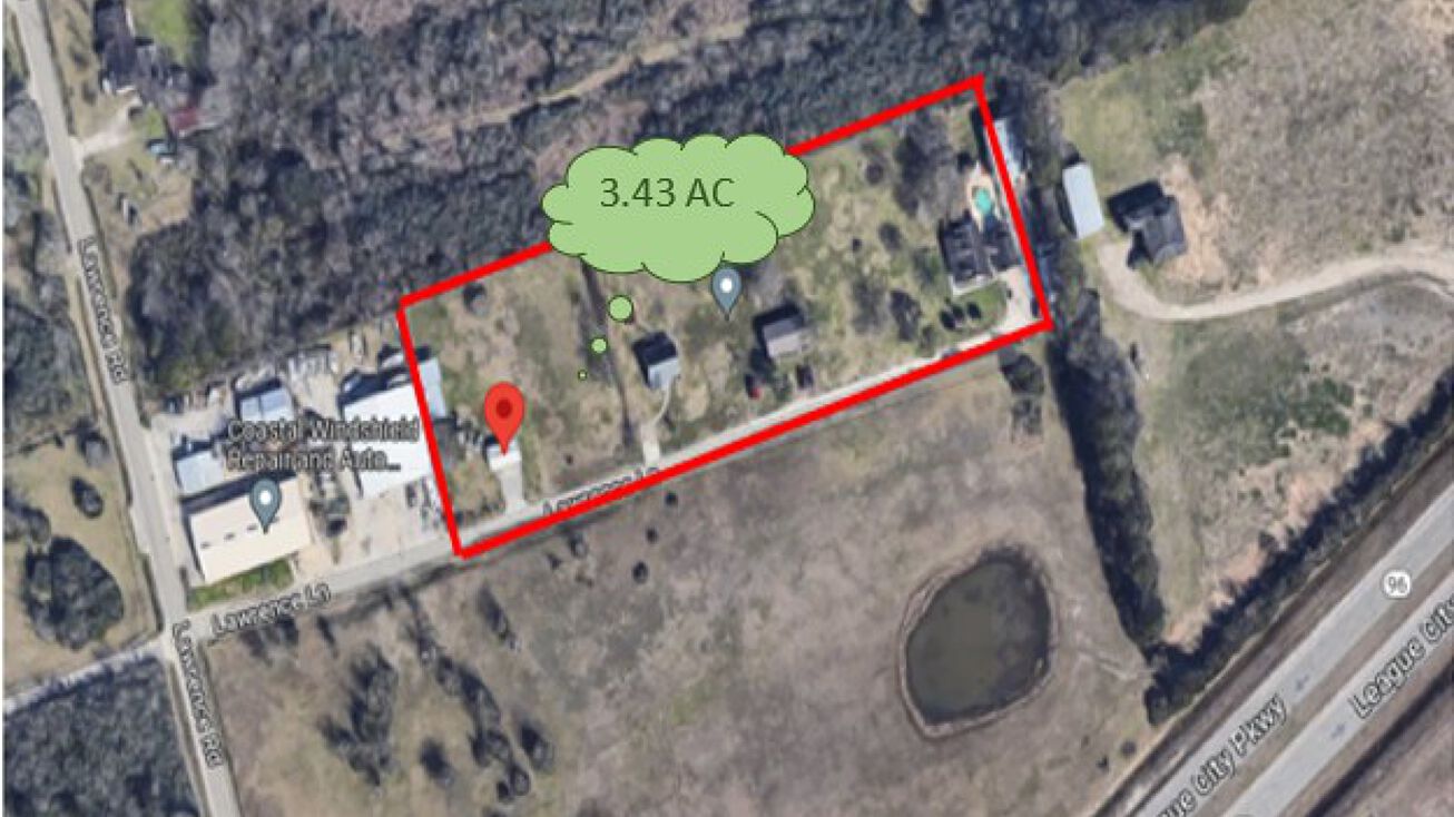 2731 Lawrence Rd, Kemah, TX 77565