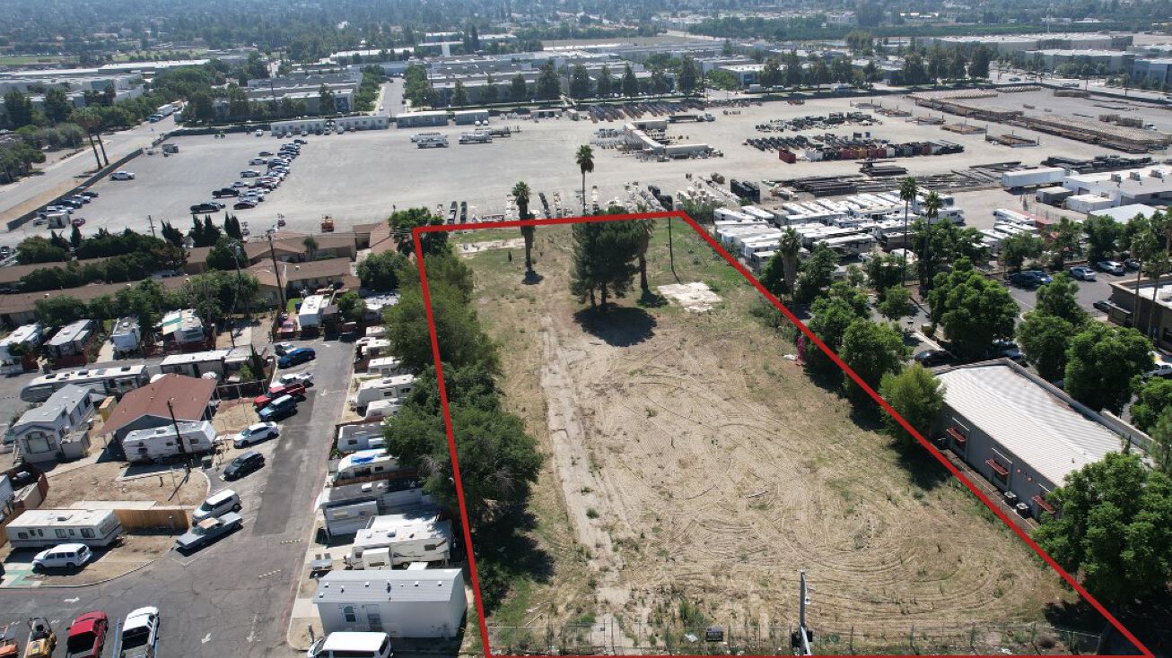 1417 W Redlands Blvd, Redlands, CA 92373