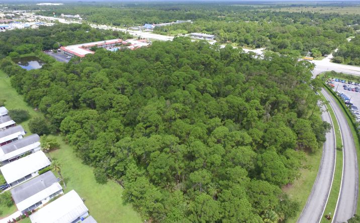 Pictures of Land property located at 8701 20th St, Vero Beach, FL 32966 for sales - image #1