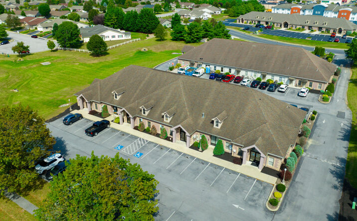Pictures of Office property located at 415 Limekiln Dr, Chambersburg, PA 17201 for comps - image #1