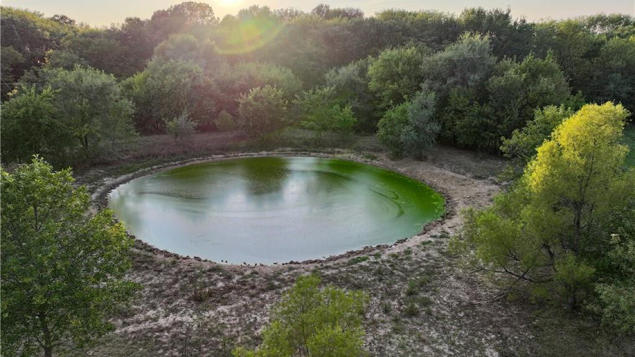 10533 Y Highway, Knob Noster, MO 65336