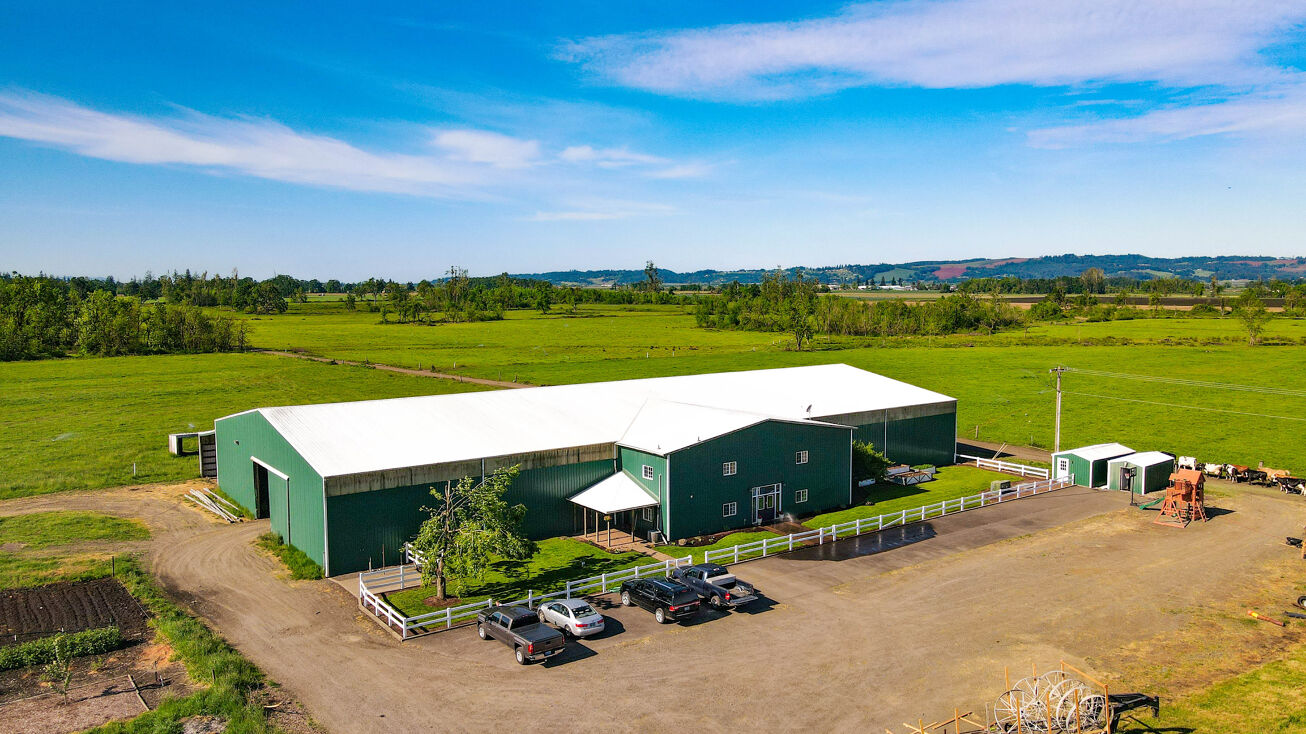 8272 Little Rd SE, Aumsville, OR 97325