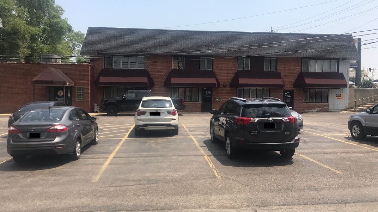830 W Northwest Hwy, Palatine, IL 60067