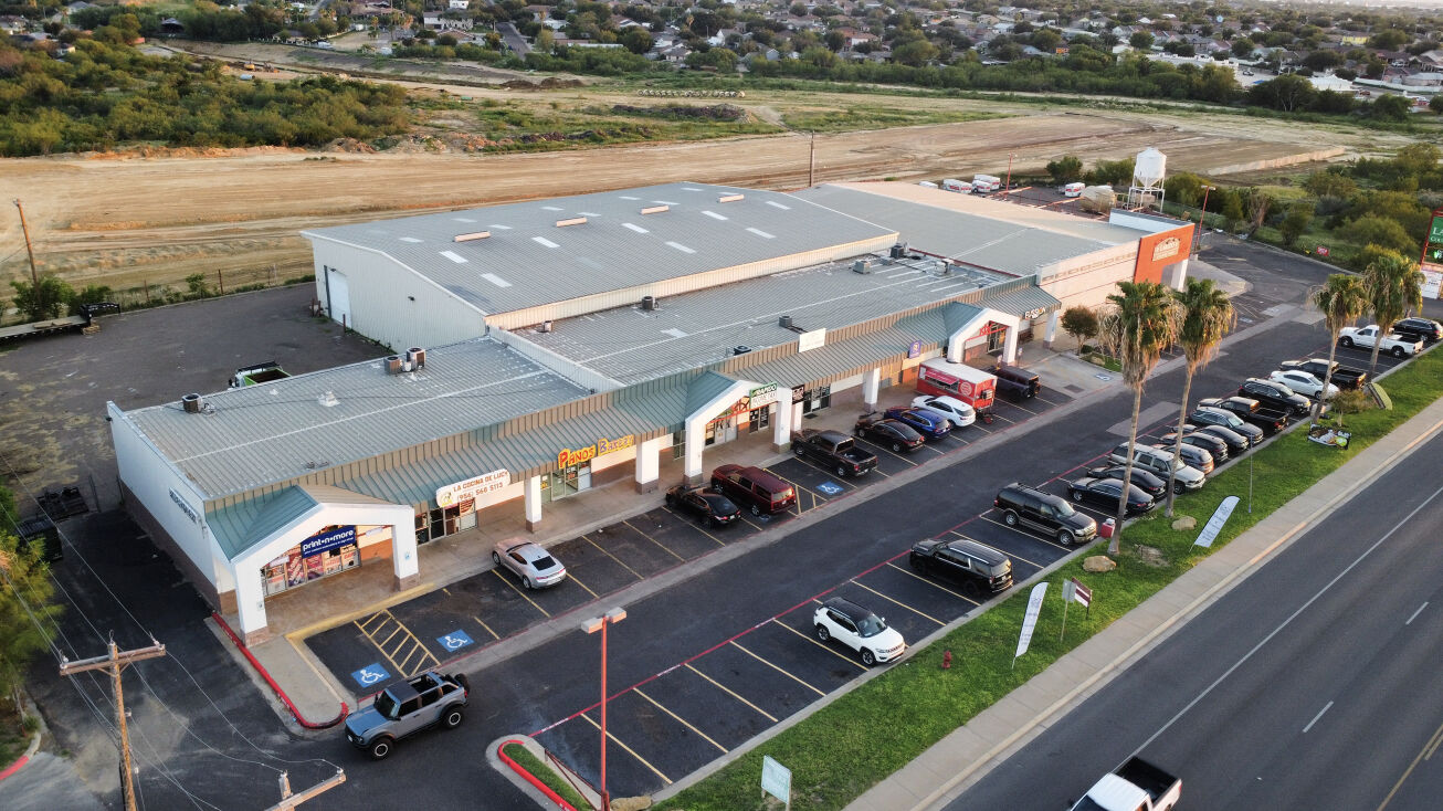 3911 Jaime Zapata Memorial Hwy, Laredo, TX 78046