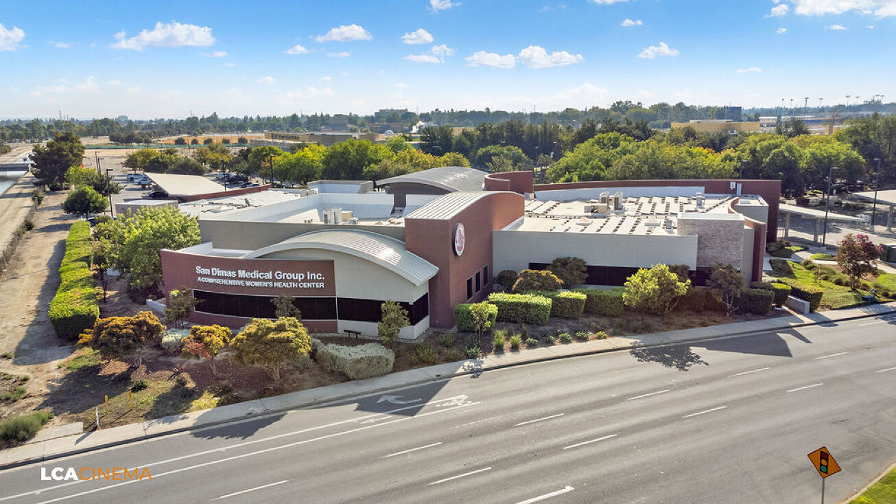 100 Old River Rd, Bakersfield, CA 93311