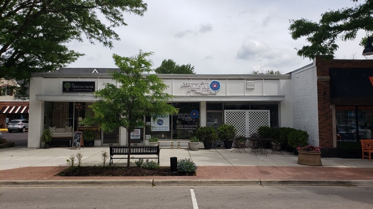 18221826 Glenview Road, Glenview, IL 60025