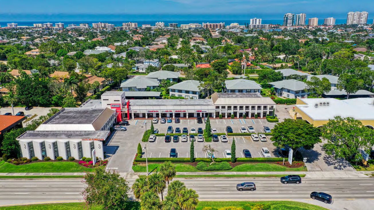 3333 9th St N, Naples, FL 34103