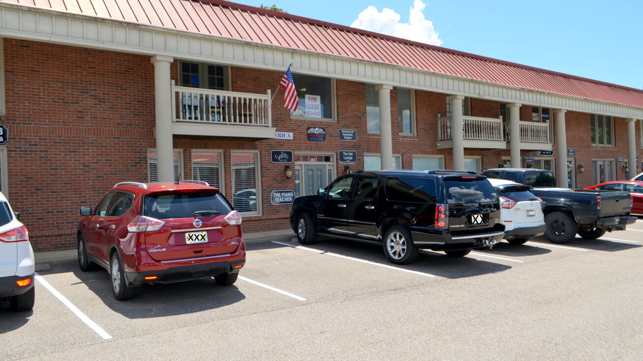 342 New Byhalia Rd, Collierville, TN 38017