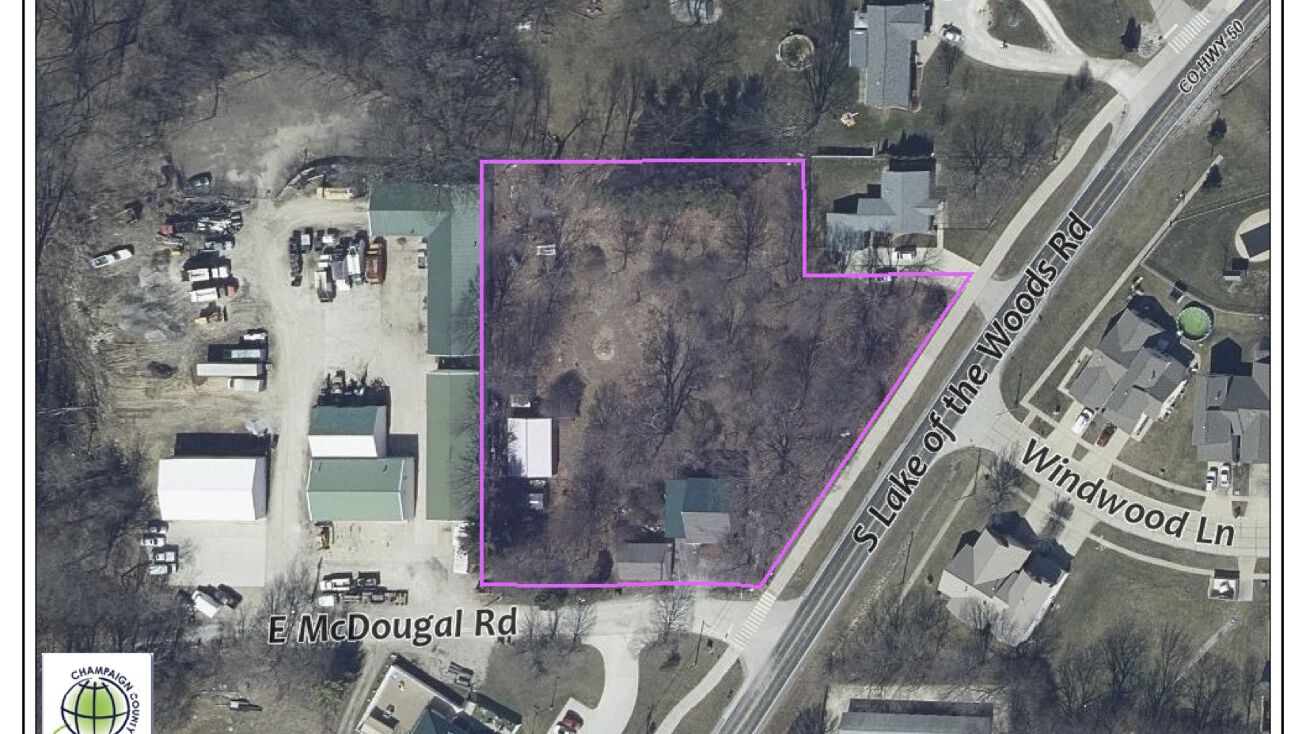 503 S Lake of the Woods Rd, Mahomet, IL 61853