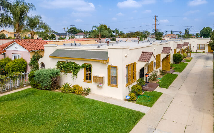 Multifamily Property in South Central Los Angeles Sells for $2.1