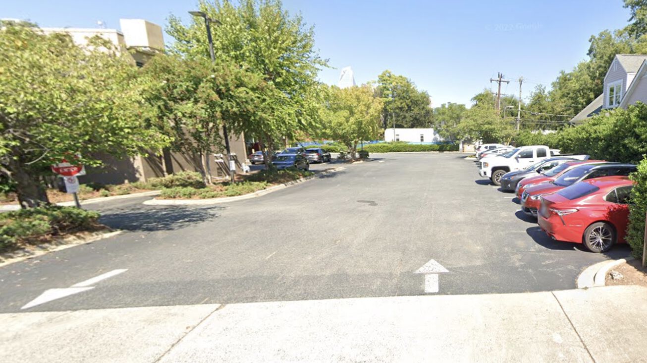 215 E Kingston Ave, Charlotte, NC 28203