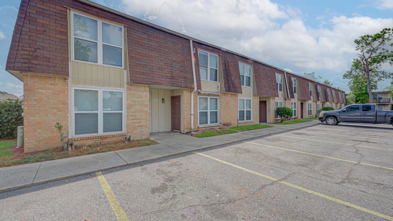 10530 Florida Blvd, Baton Rouge, LA 70815