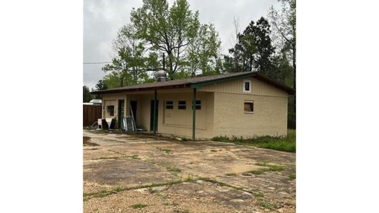 3687 Highway 167, Dry Prong, LA 71423