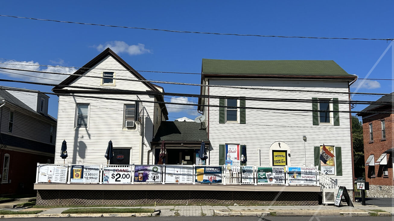 59 E Penn Ave, Wernersville, PA 19565