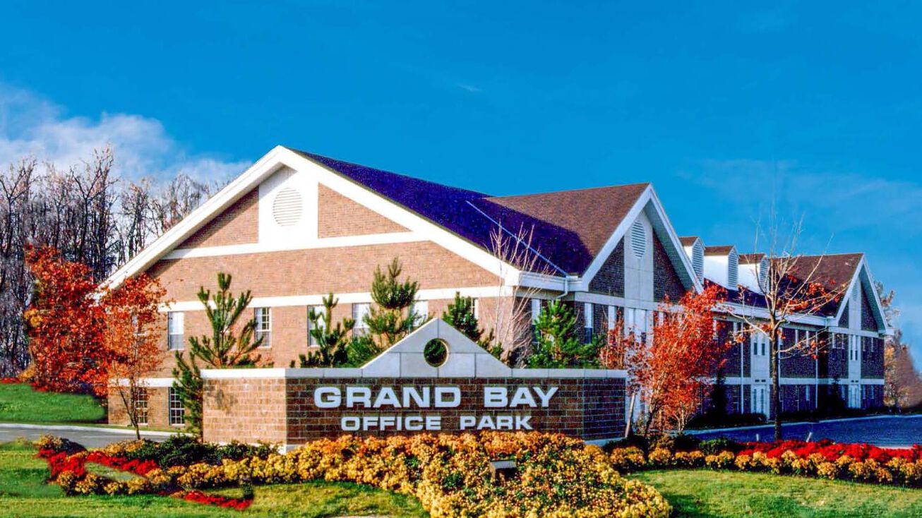 7000 S Edgerton Rd, Brecksville, OH 44141