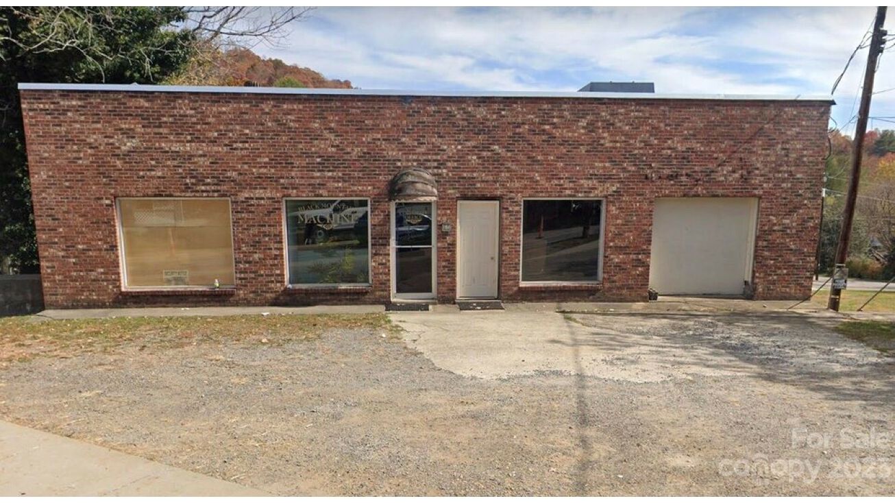 1100 1104 Montreat Rd, Black Mountain, NC 28711