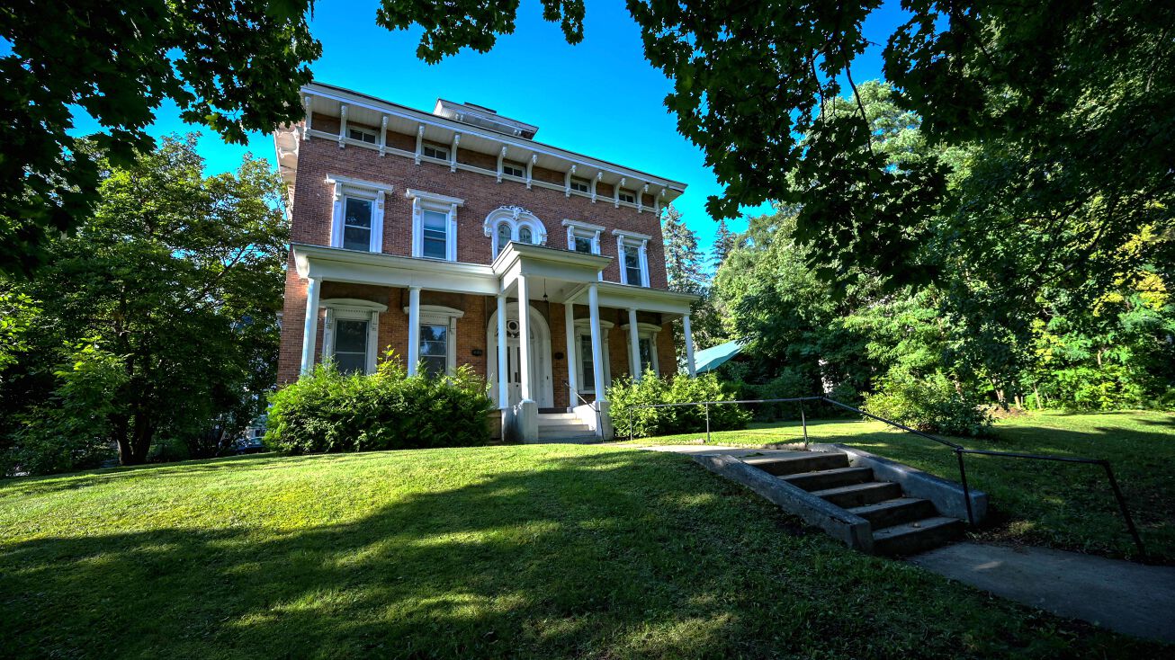 582 E Gansevoort St, Little Falls, NY 13365