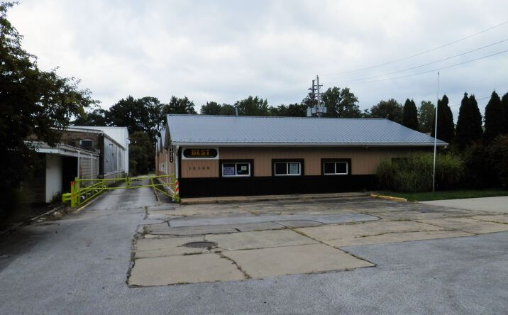 Pictures of Industrial property located at 38399 Pelton Rd, Kirtland, OH 44094 for comps - image #1