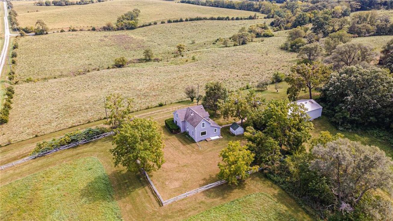 17856 123rd Road, Grant City, MO 64556