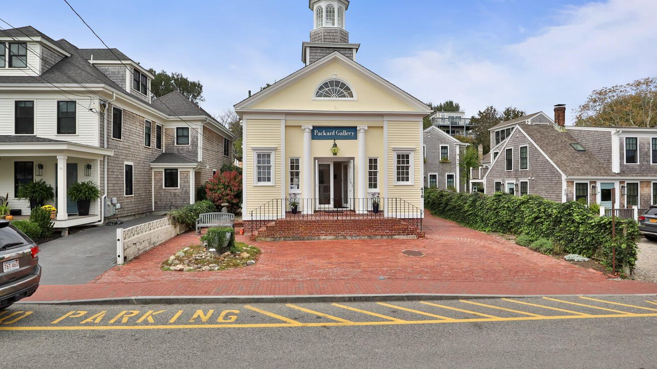 418 Commercial Street, Provincetown, MA 02657