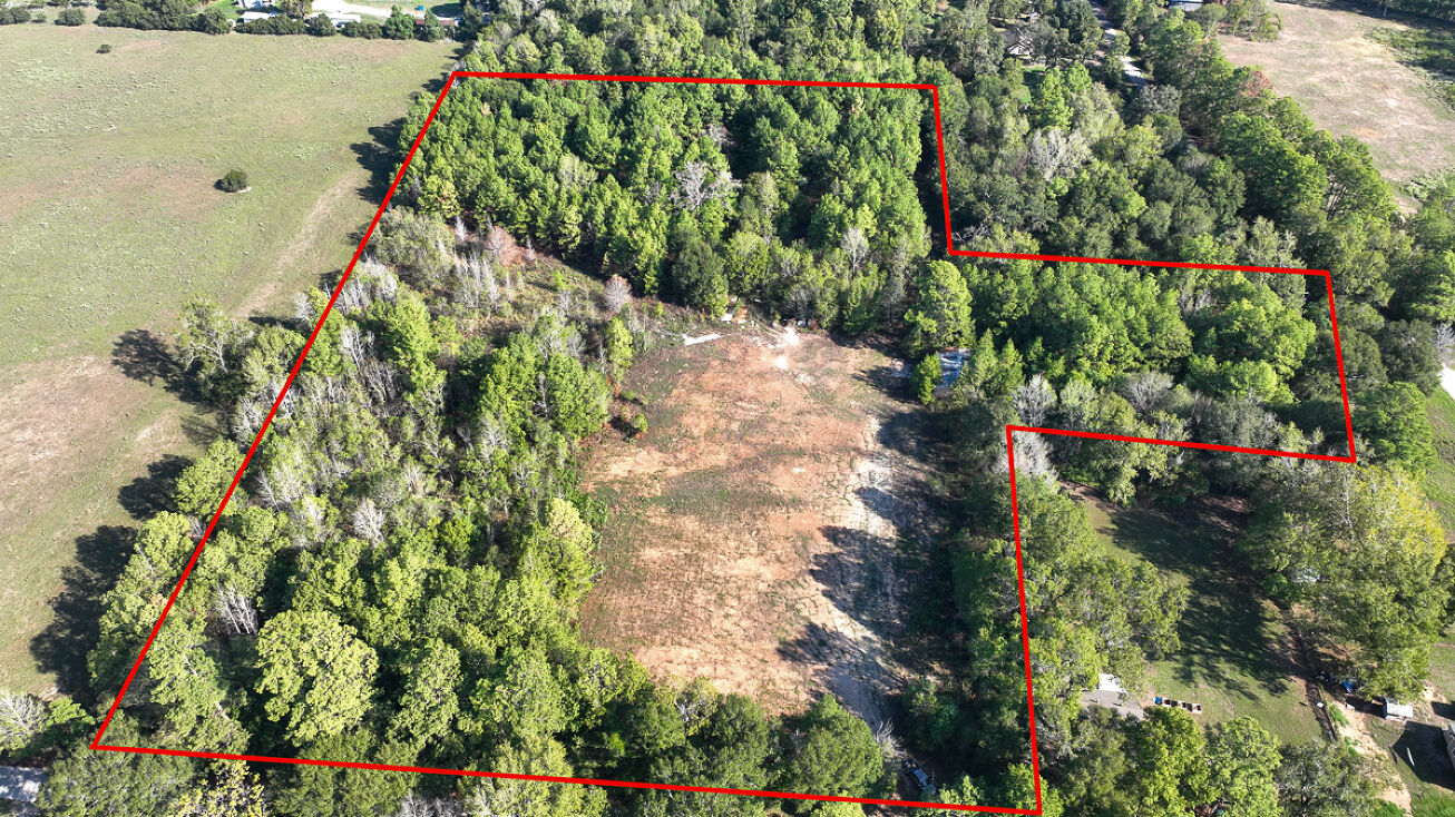 15077 Dewberry Ln, Conroe, TX 77302