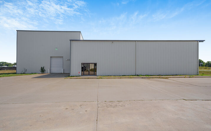 610 S Juliette Ave, Manhattan, KS 66502 | Crexi.com