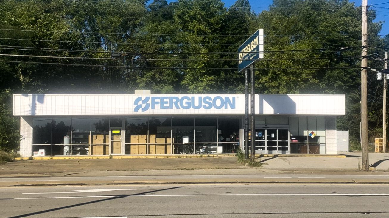 1815 Lincoln Hwy, North Versailles, PA 15137