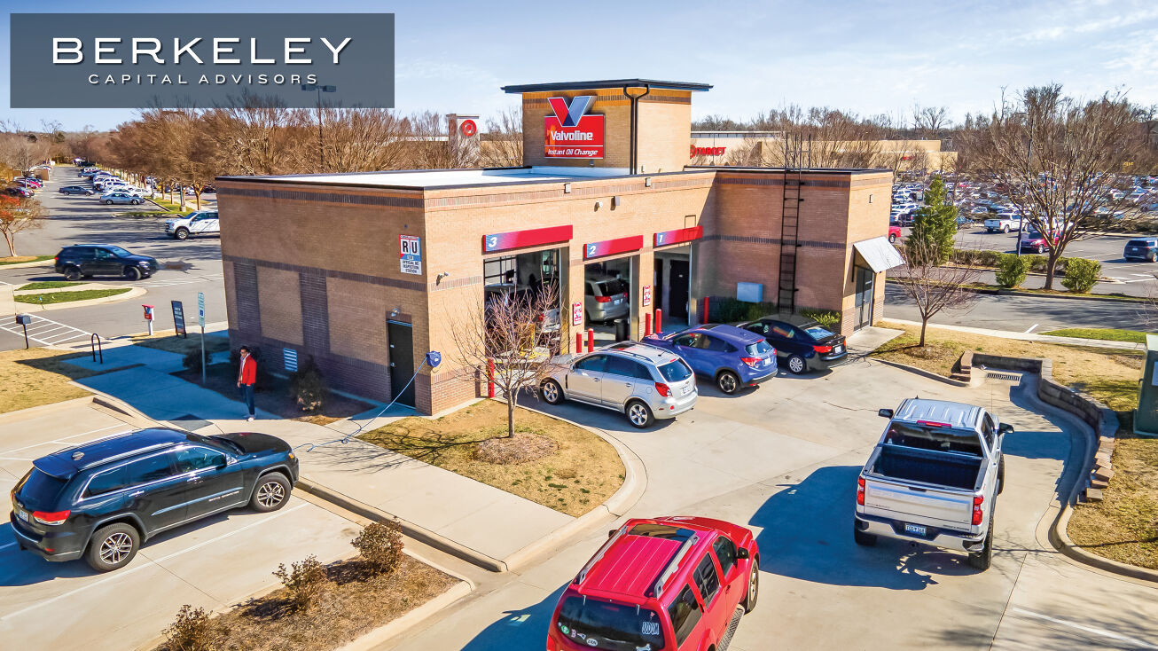 3261 S Cobb Dr SE, Smyrna, GA 30080