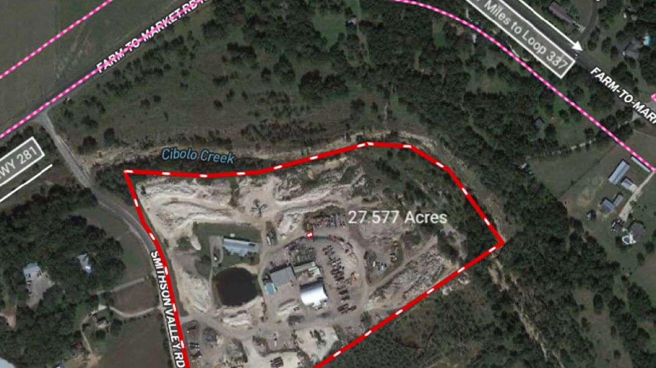 30520 Smithson Valley Rd, San Antonio, TX 78261