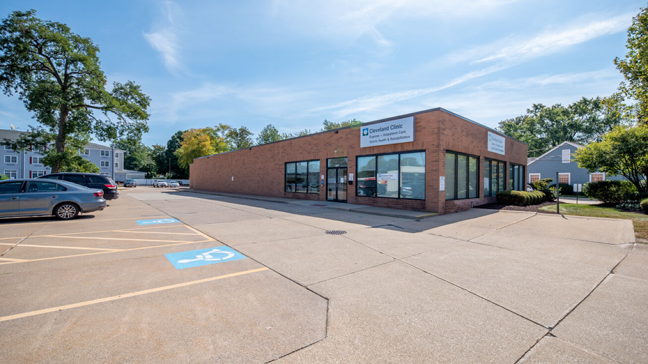 7533 Center St, Mentor, OH 44060