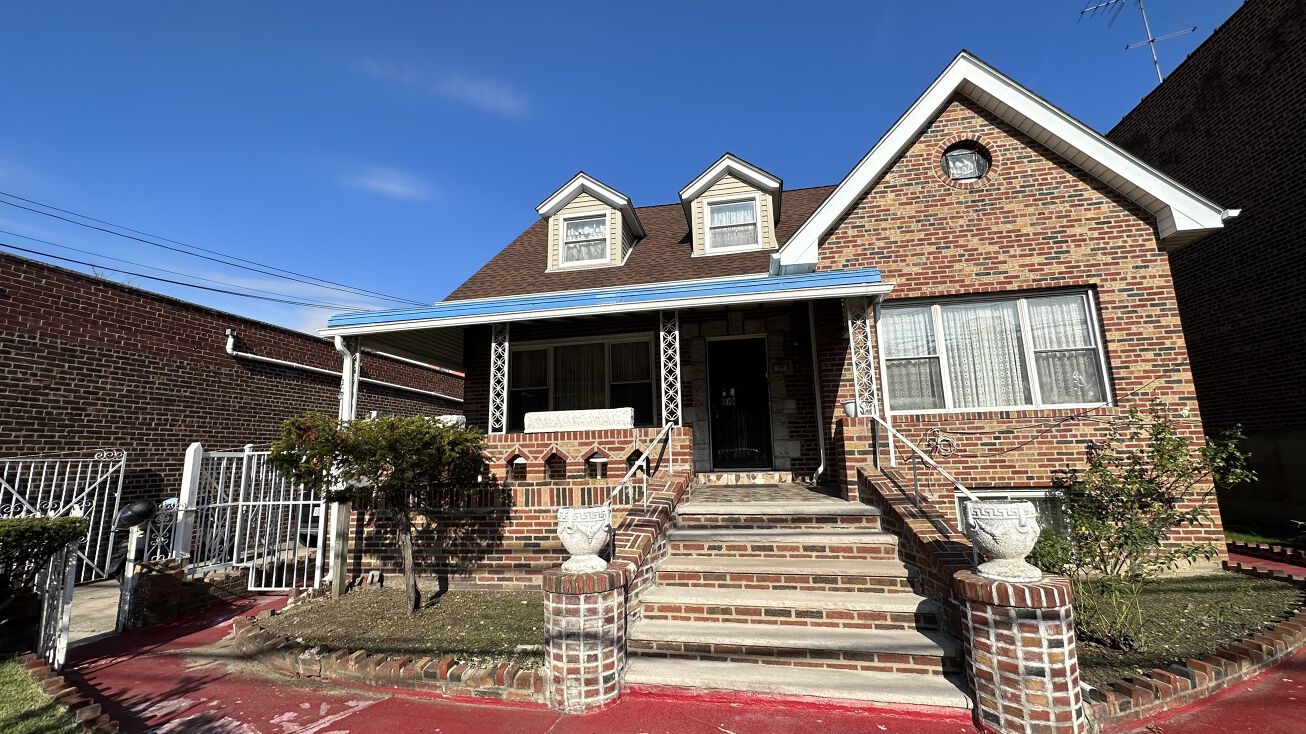 191 Remsen Ave, Brooklyn, NY 11212