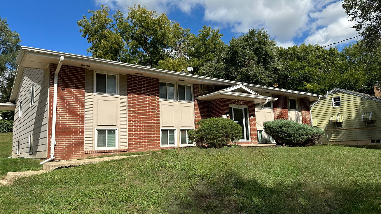 701 Loomis Ave, Des Moines, IA 50315