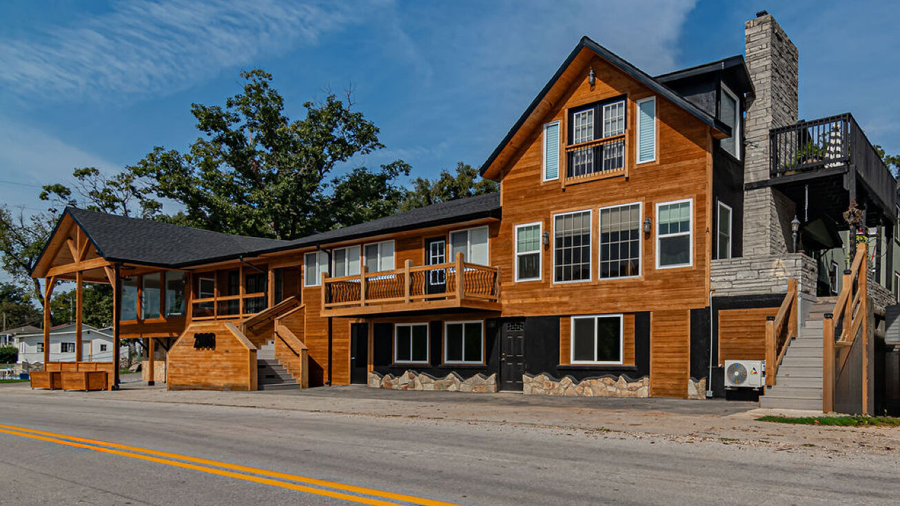 2806 State Hwy 176, Rockaway Beach, MO 65740