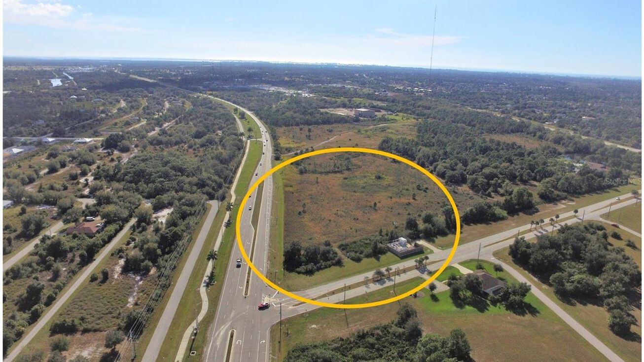 9001 Gasparilla Rd, Rotonda West, FL 33947