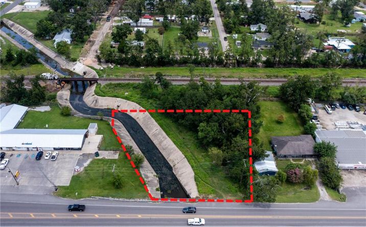 Pictures of Land property located at E Napoleon St, Sulphur, LA 70663 for sales - image #1