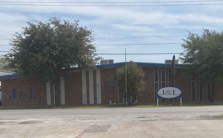 Pictures of Office, Industrial, Land property located at 14102 Chrisman Rd, Houston, TX 77039 for sales - image #1