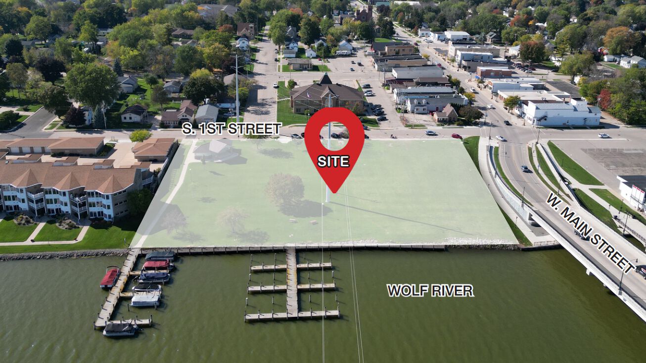 S 1st St, Winneconne, WI 54986