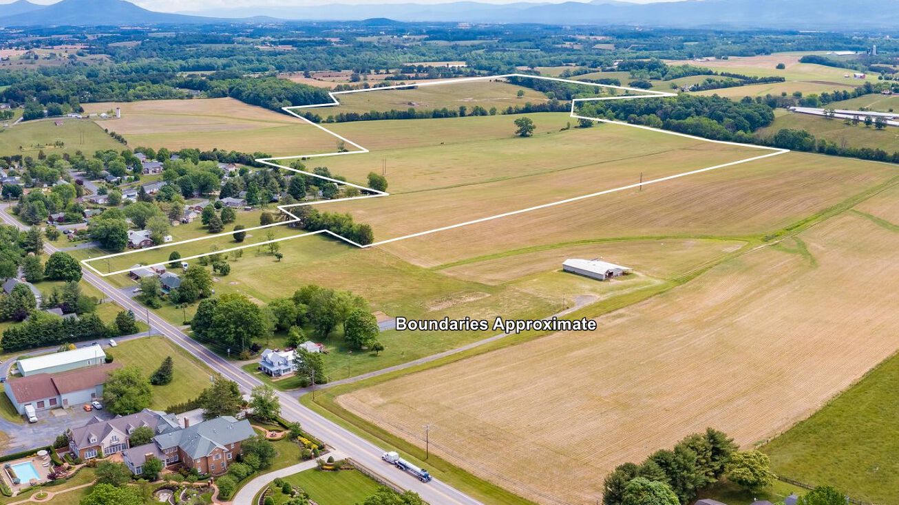 Keezletown Rd, Weyers Cave, VA 24486