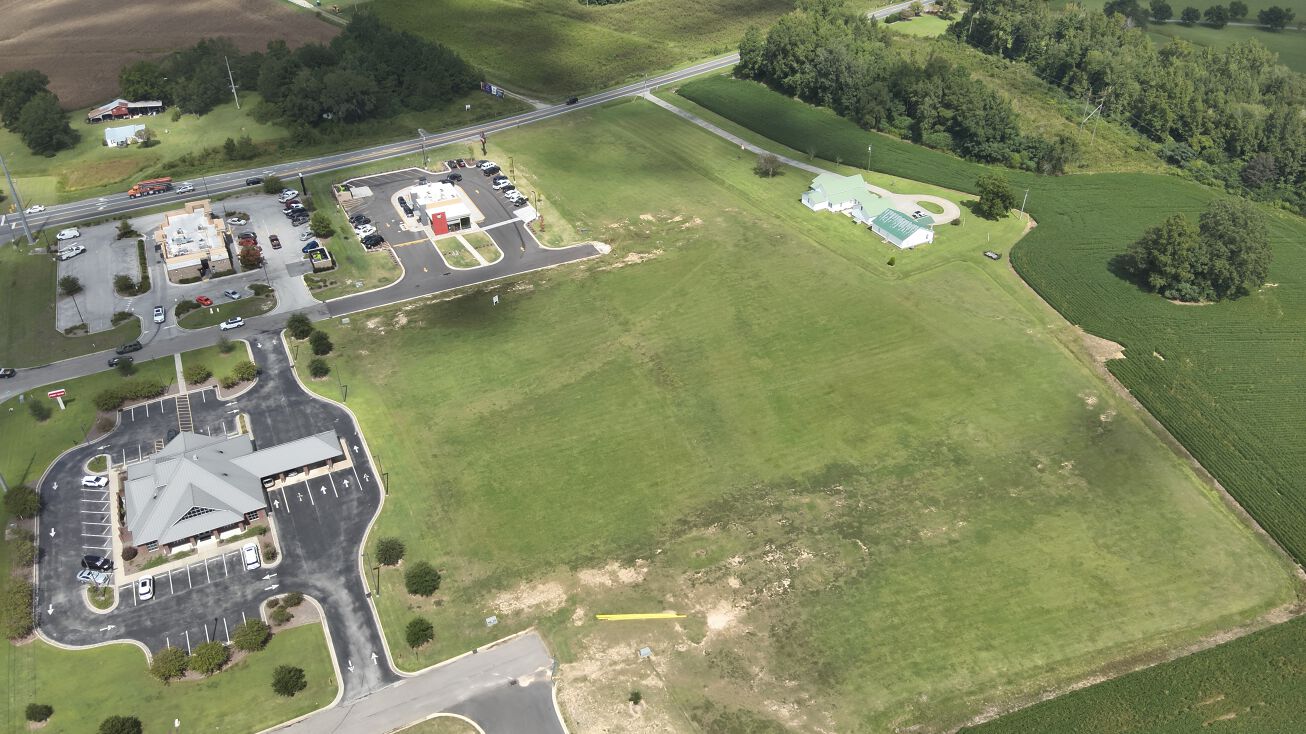 117 Tobacco Rd, Wallace, NC 28466