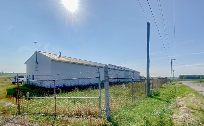 Pictures of Industrial property located at 1100 N Forest Hill Rd, St Johns, MI 48879 for comps - image #1