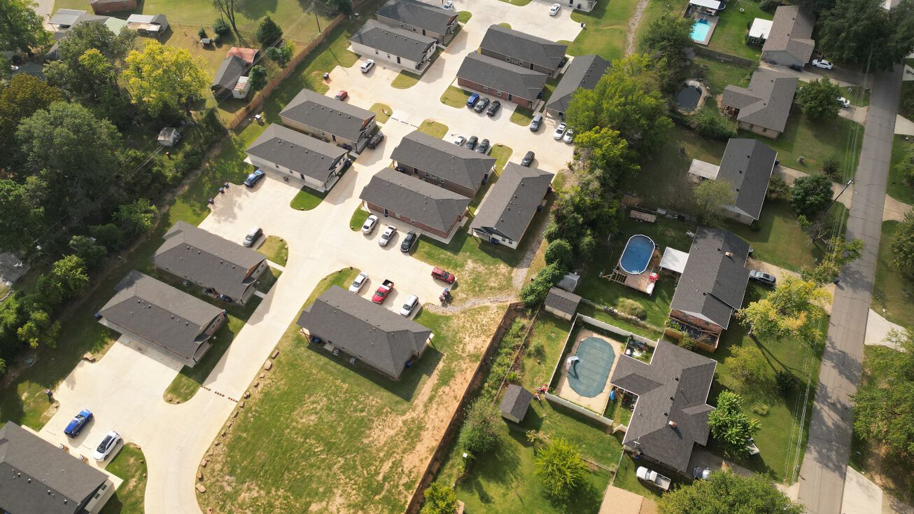 7401 Martin Dr, Fort Smith, AR 72908