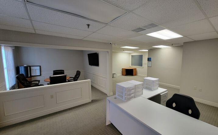 Pictures of Office property located at 285 Littleton Rd, Westford, MA 01886 for comps - image #1