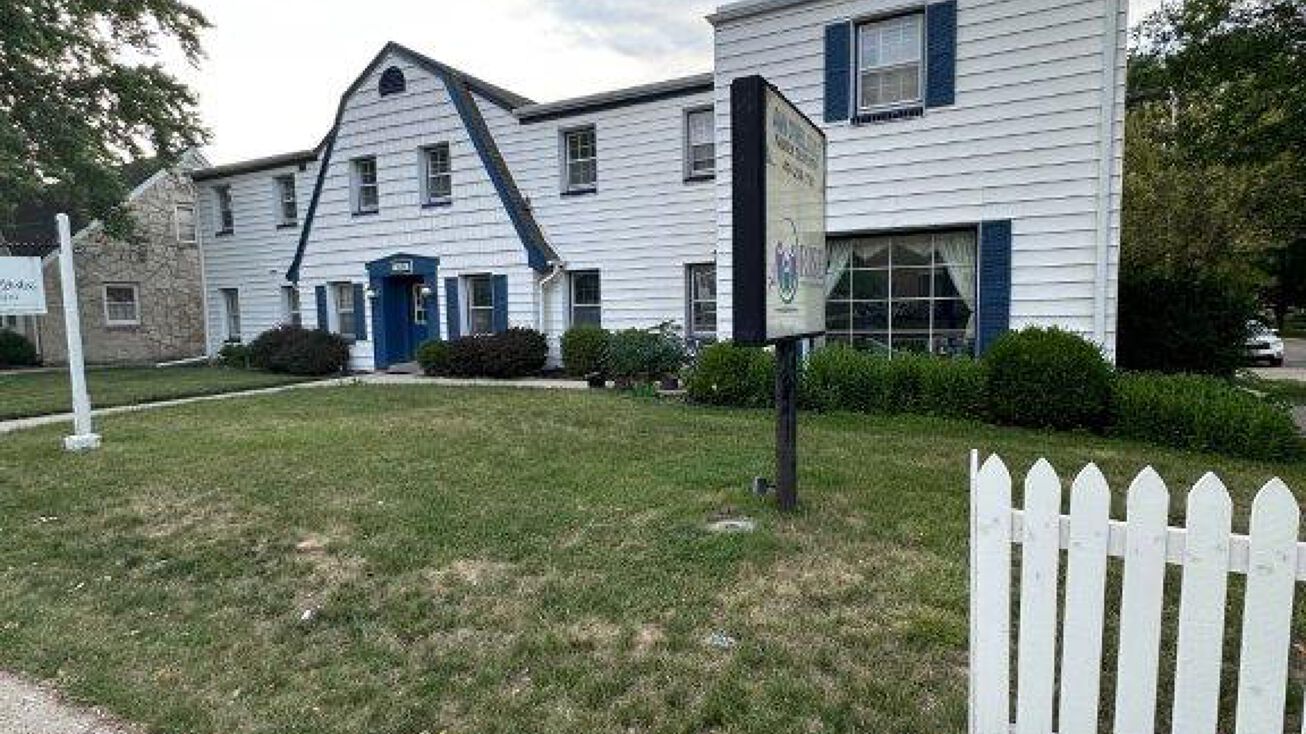 8500 W North Ave, Wauwatosa, WI 53226