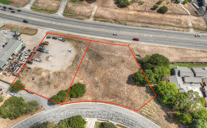 Pictures of Land property located at 719 TX-337 Loop, New Braunfels, TX 78130 for sales - image #1