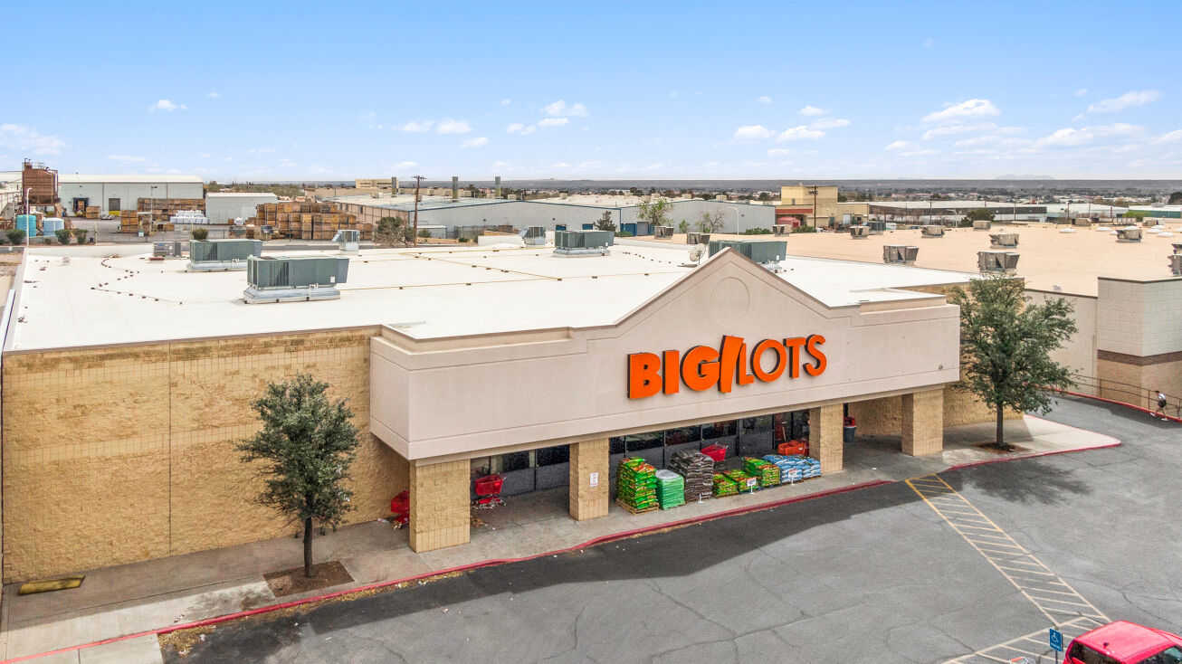 Pictures of Retail property located at 2350 E Lohman Ave, Las Cruces, NM 88001 for sales - image #1