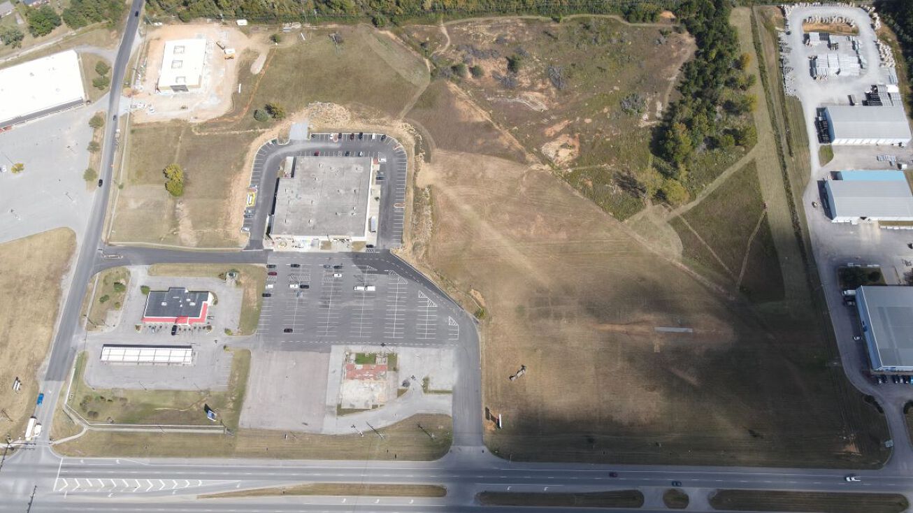 2320 S Dixie Blvd, Radcliff, KY 40160